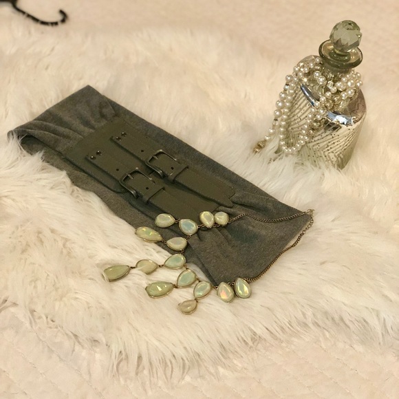 Accessories - Grey wide belt buckle
